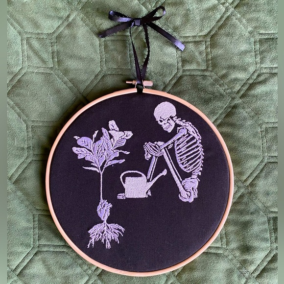 Skeleton Houseplant Embroidery Decor - Picture 1 of 1